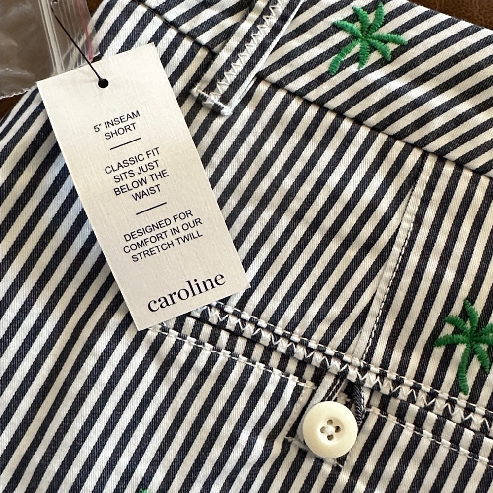 🌴Crown & Ivy Caroline Navy Stripe Palm Shorts Size 8 NWT - Picture 10 of 12